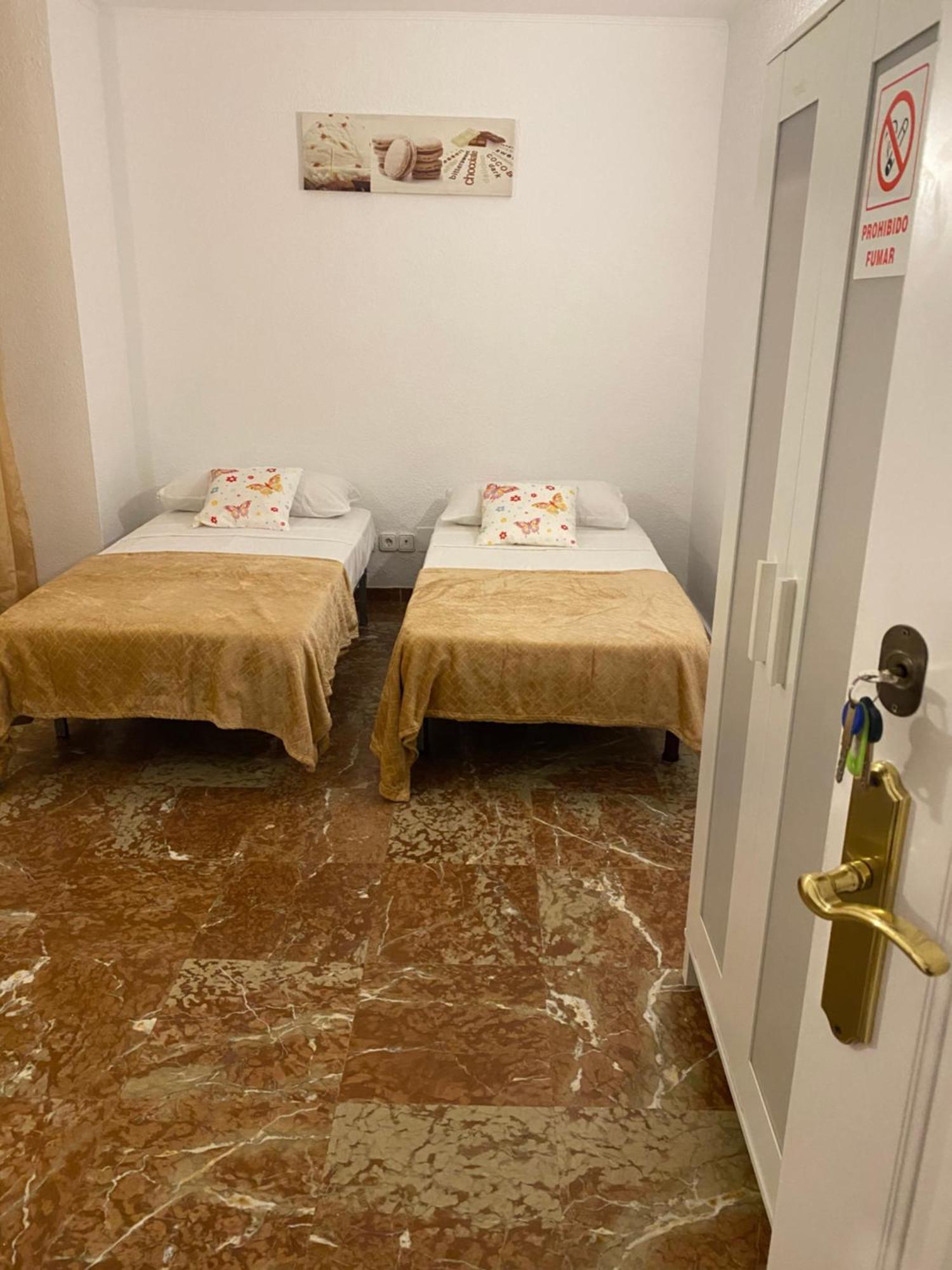 Pension El Dorado Alicante Zewnętrze zdjęcie